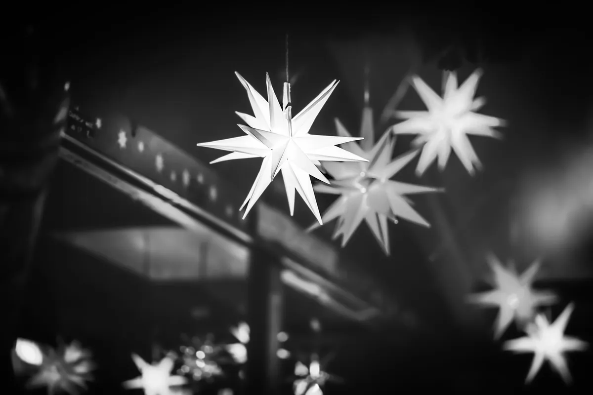 クリスマスの星、クリスマスの飾り、アドベント、クリスマス市場、クリスマスの時間、星、冬、モノクロ、星、星、星、星、星